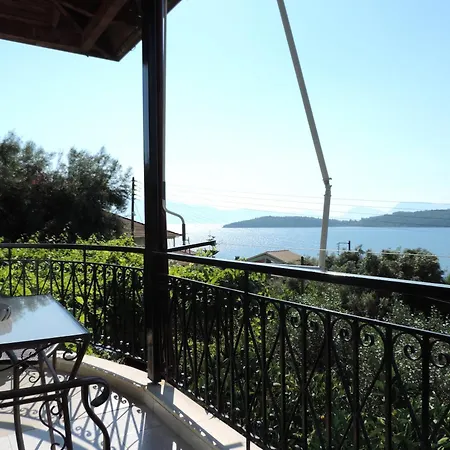 Argyros Apartment *
