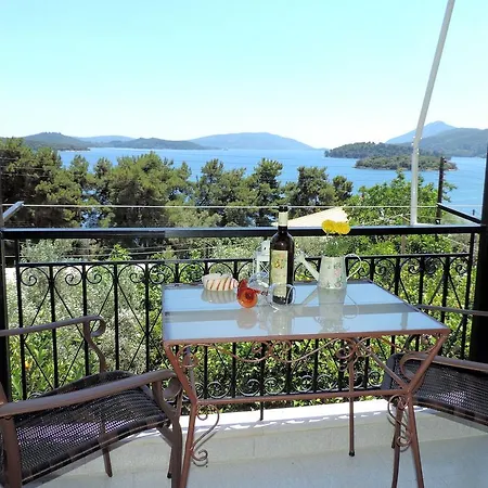 Argyros Apartament *